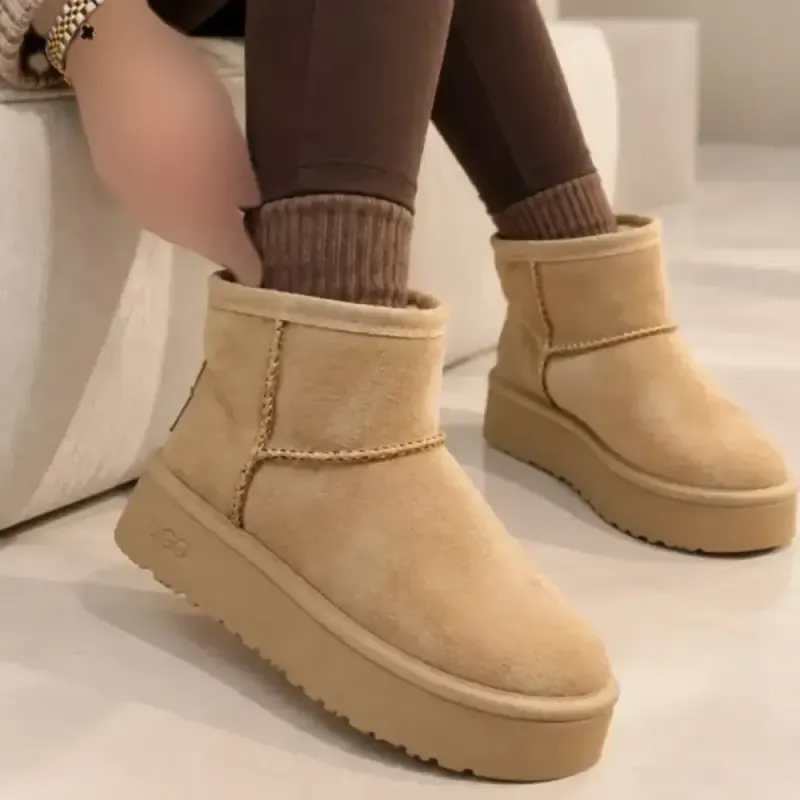 هودی داخل خز زنانه